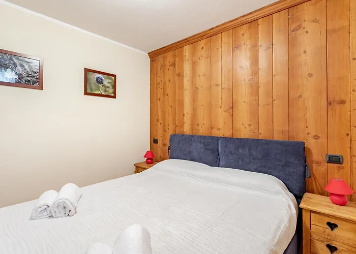 Chalet Apres-ski Center *