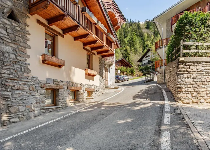 Chalet Apres-ski Center