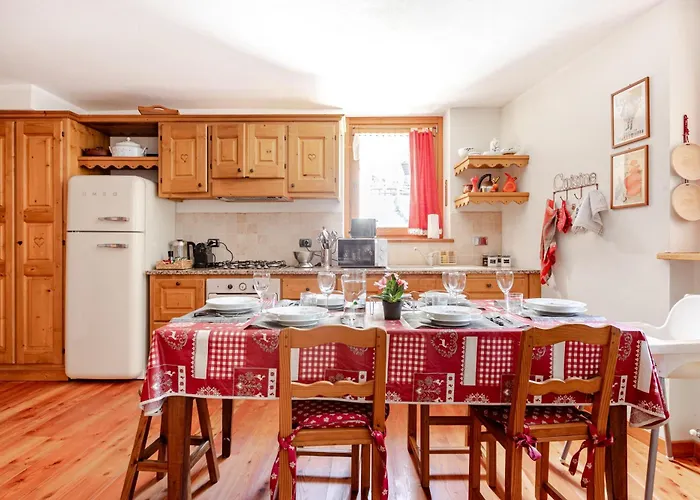 Chalet Apres-ski Center *